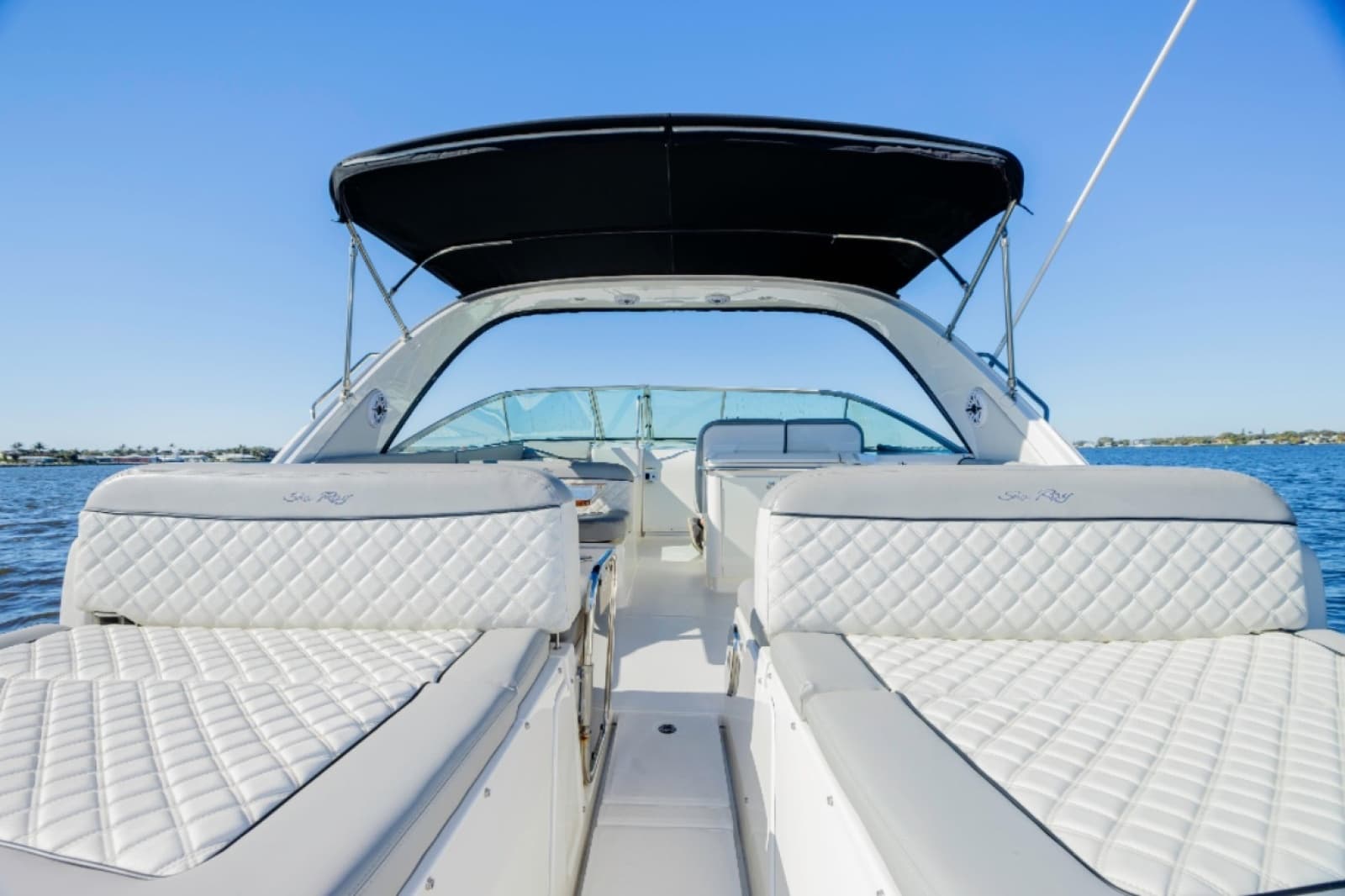 2013 Sea Ray 370 Venture - Photo 9