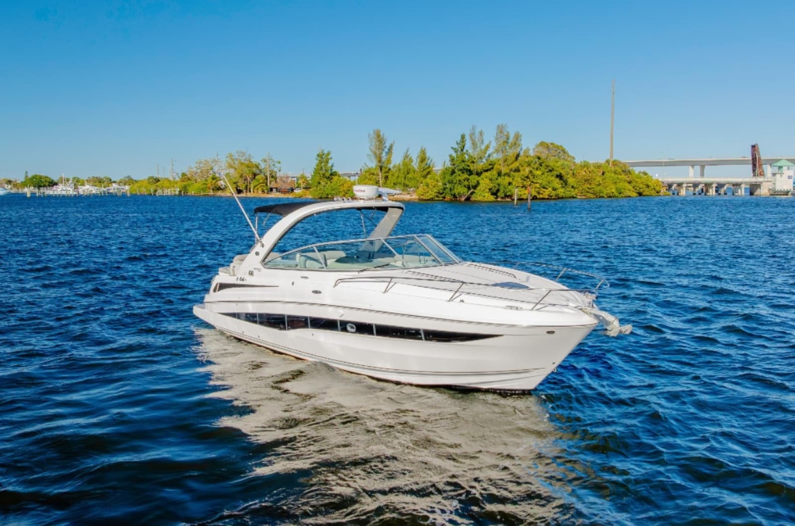 2013 Sea Ray 370 Venture - Photo 13
