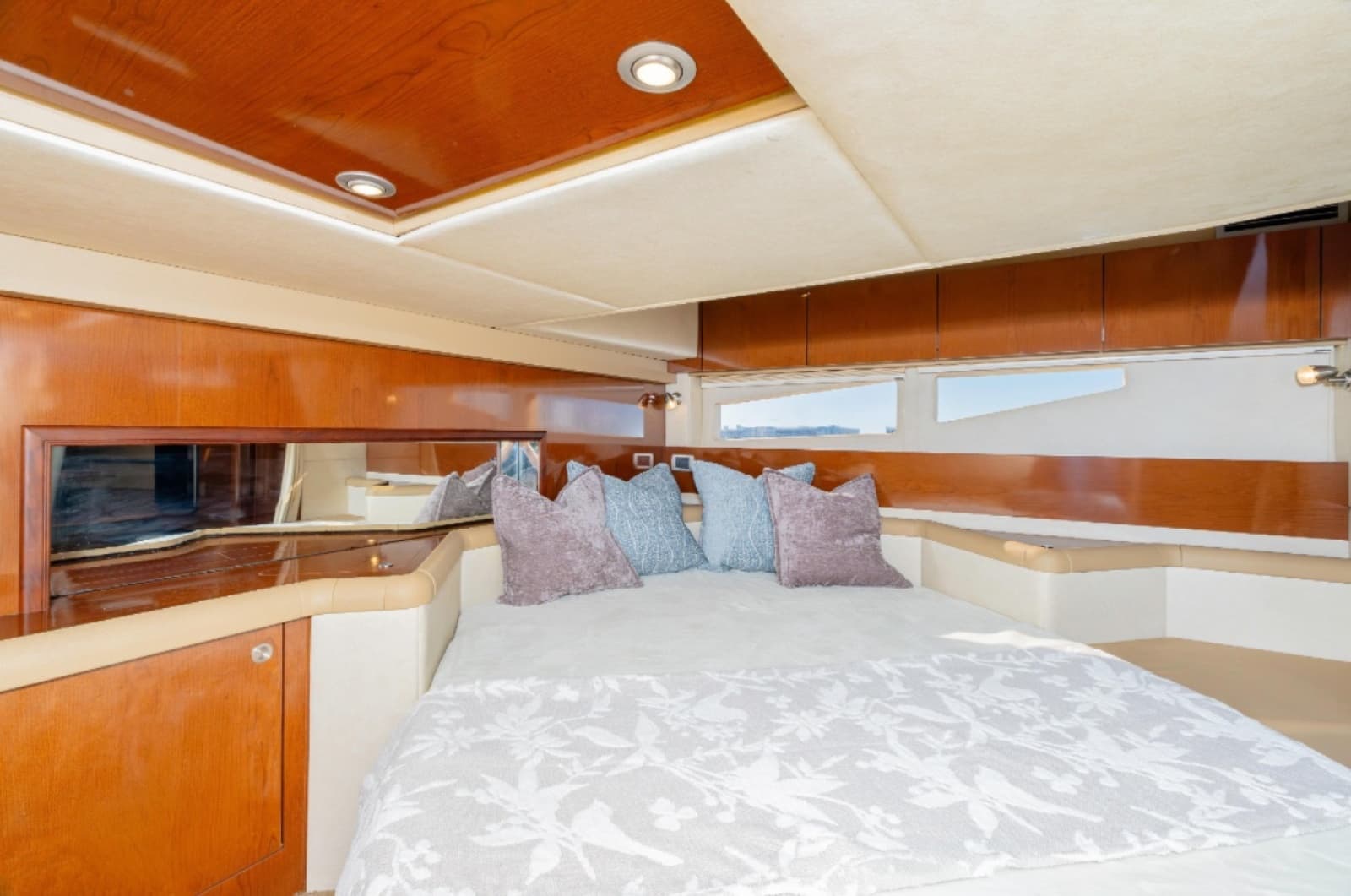 2013 Sea Ray 370 Venture - Photo 36
