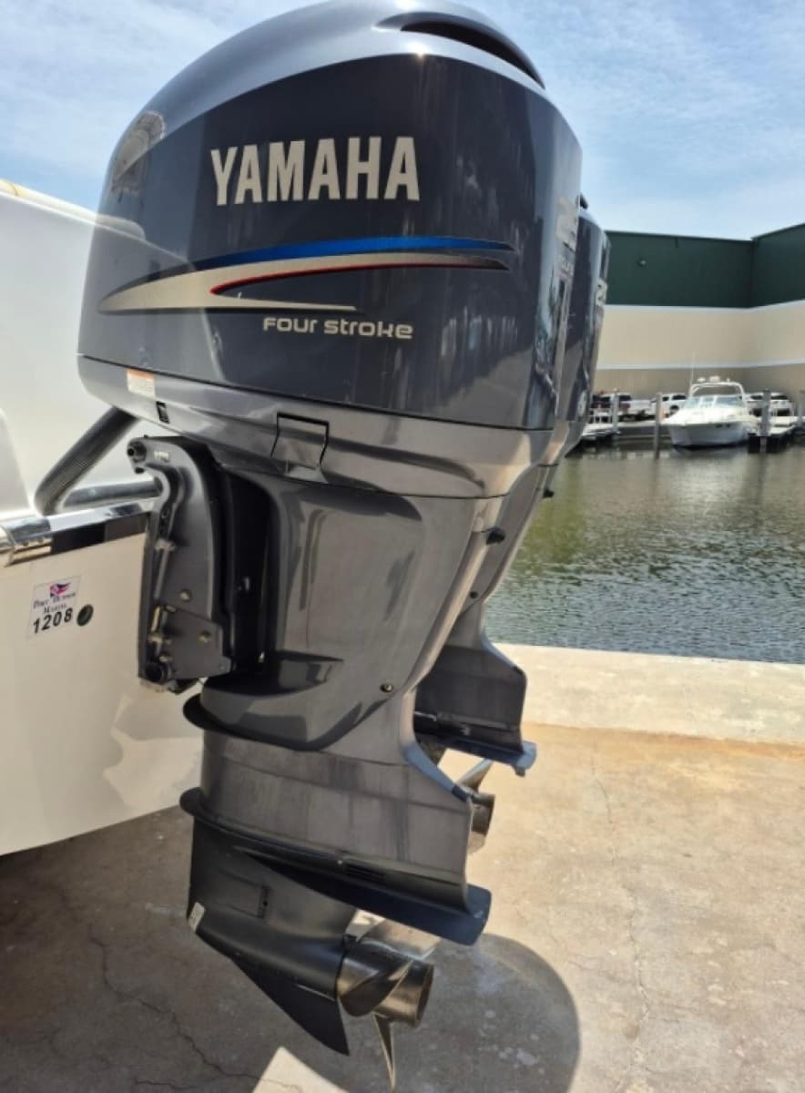 2008 Robalo R305 Walkaround - Photo 4