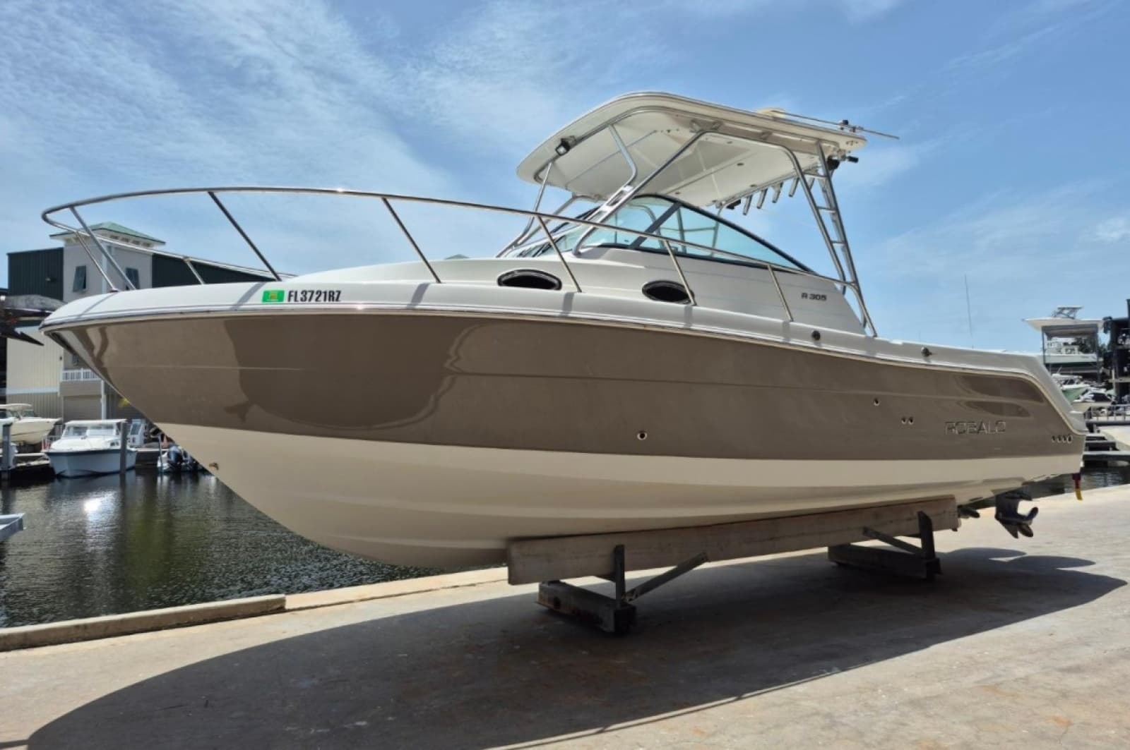 2008 Robalo R305 Walkaround - Photo 1