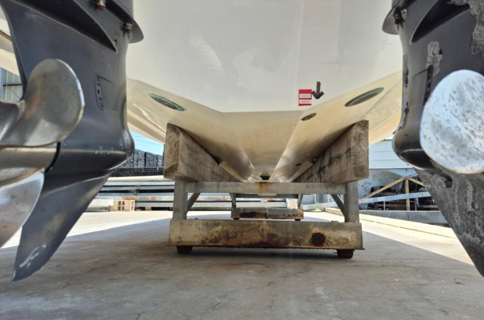 2008 Robalo R305 Walkaround - Photo 6