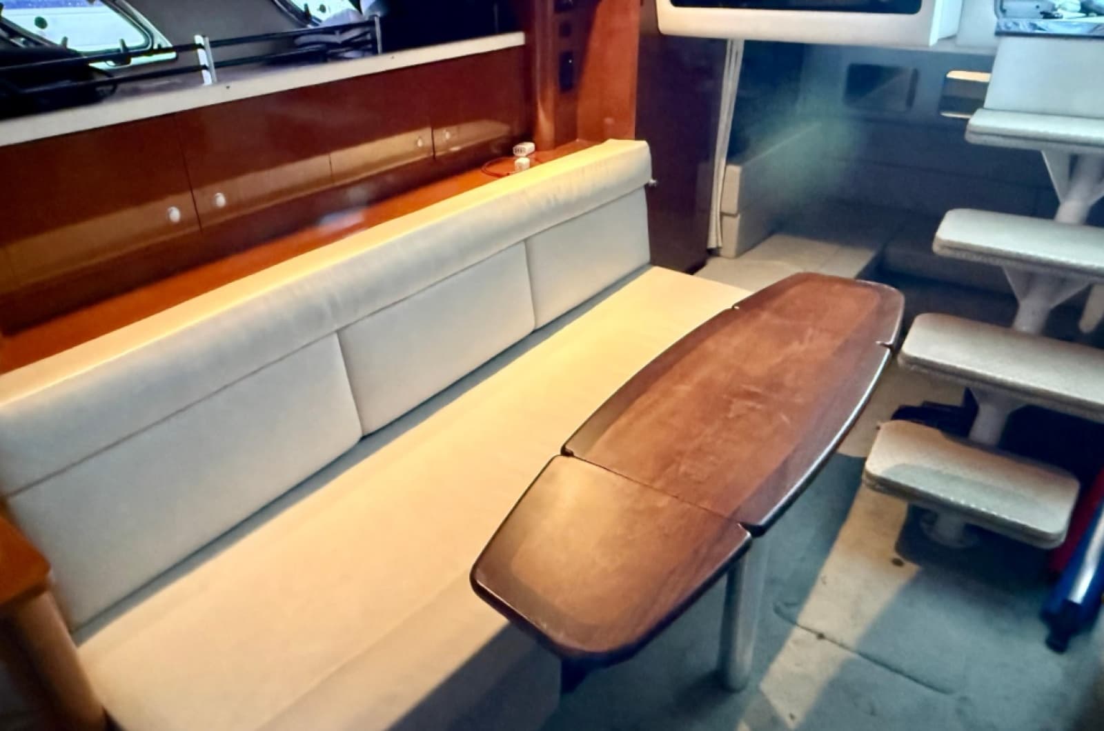 2008 Sea Ray Sundancer 330 - Photo 13