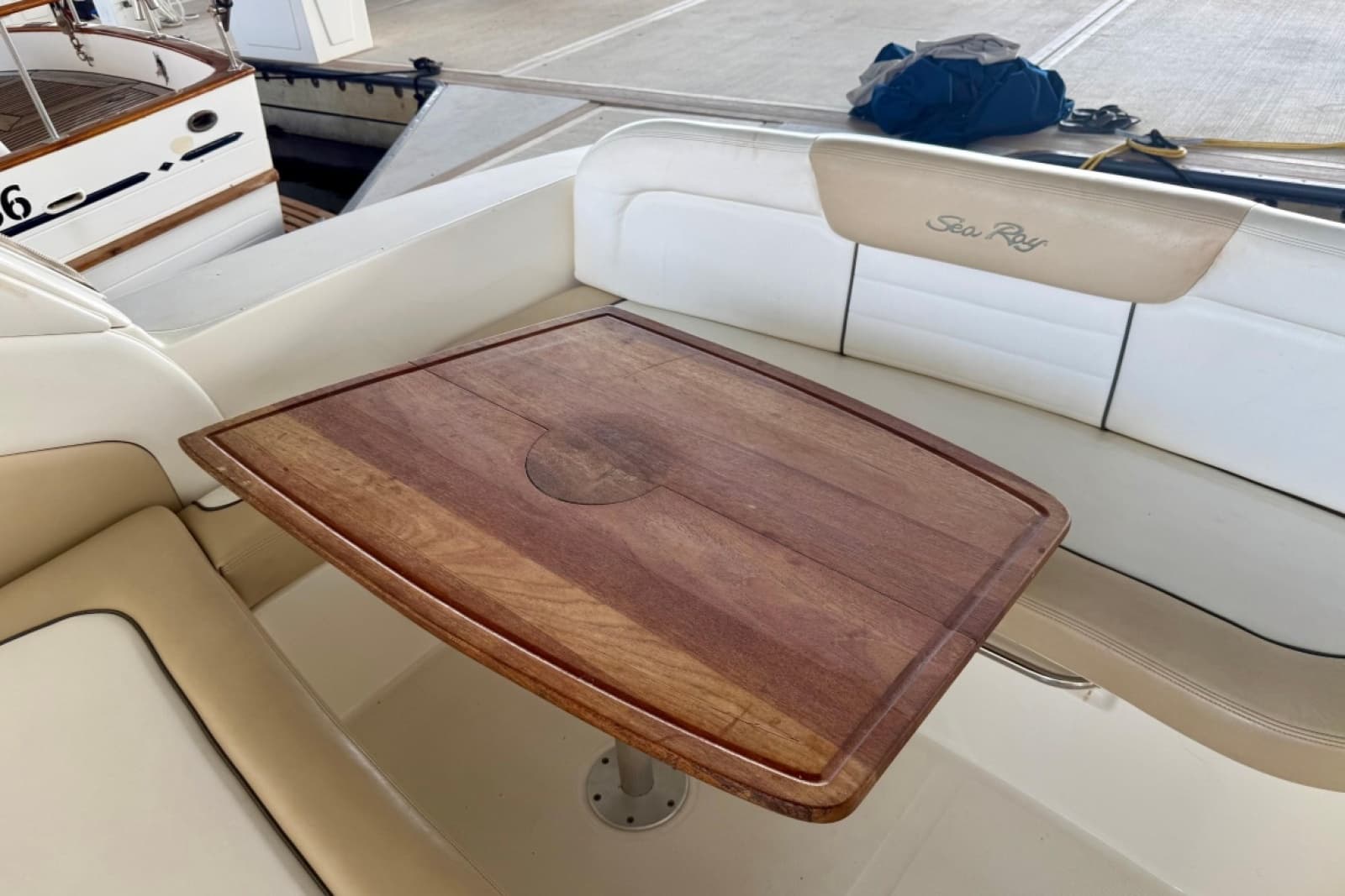 2008 Sea Ray Sundancer 330 - Photo 8