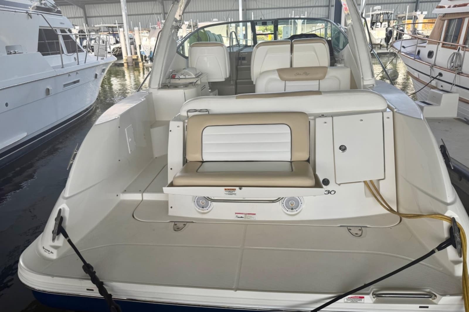 2008 Sea Ray Sundancer 330 - Photo 5