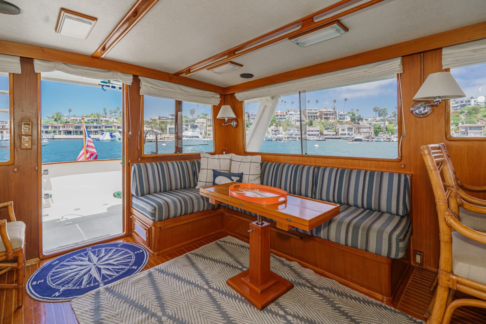 1989 Offshore Yachts Sedan - Photo 35