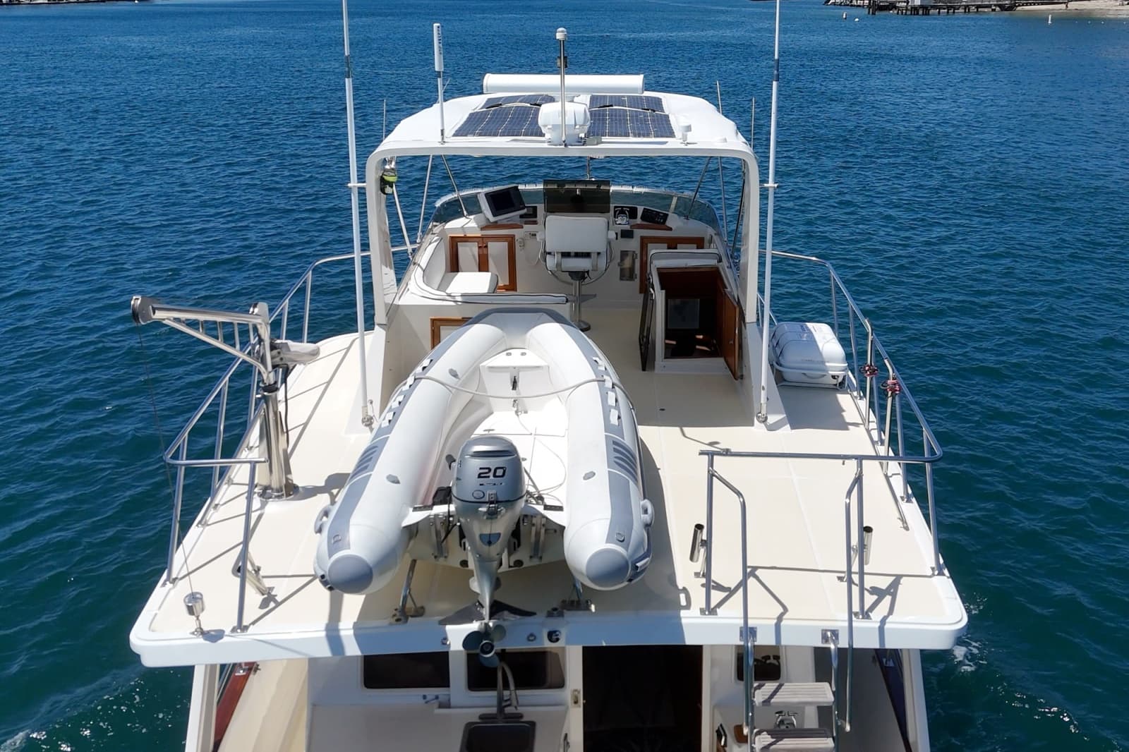 1989 Offshore Yachts Sedan - Photo 14