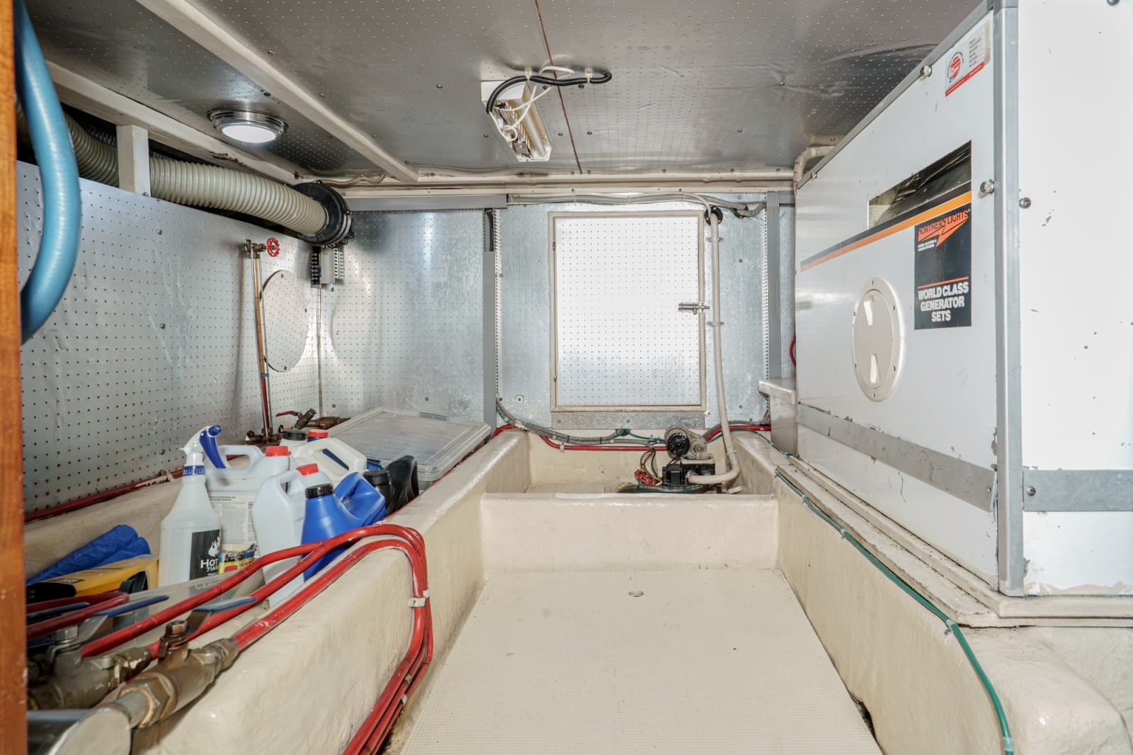 1989 Offshore Yachts Sedan - Photo 64
