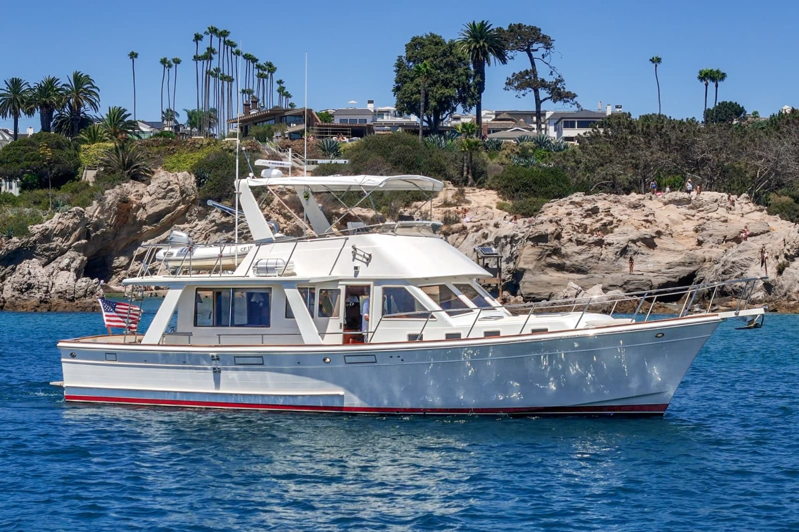 1989 Offshore Yachts Sedan - Photo 2