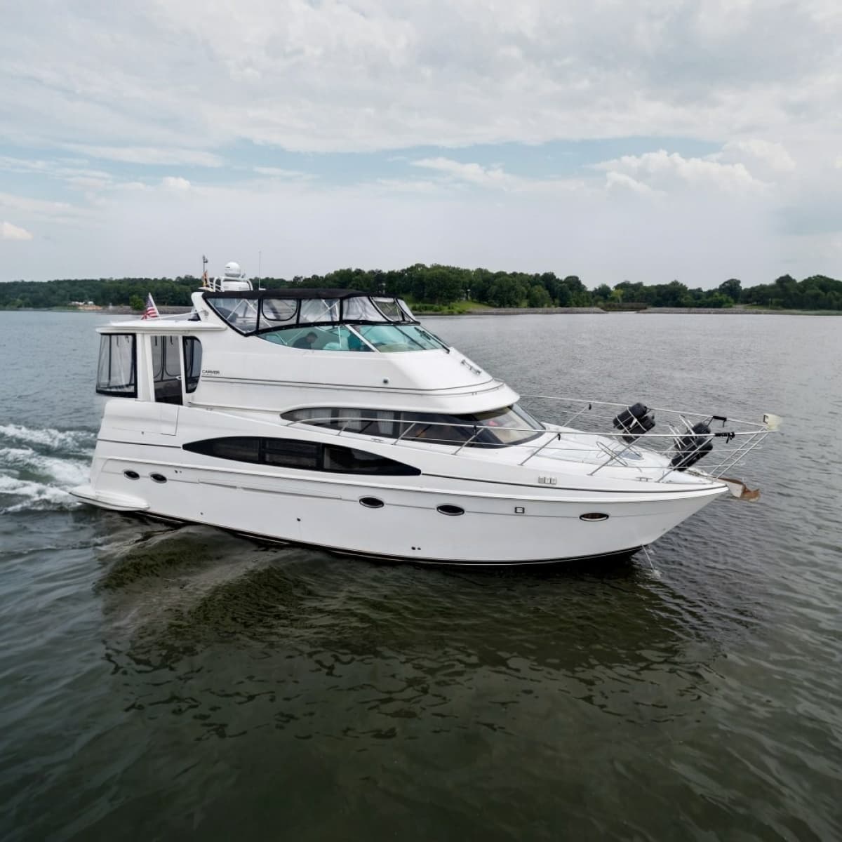 2004 Carver 466 Motor Yacht - Photo 1