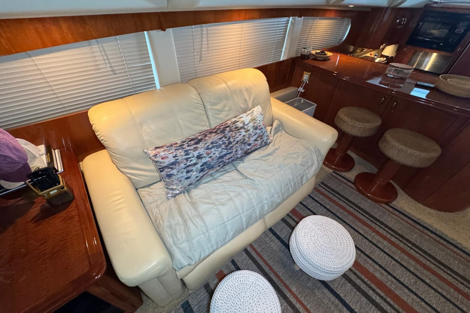 2004 Carver 466 Motor Yacht - Photo 63
