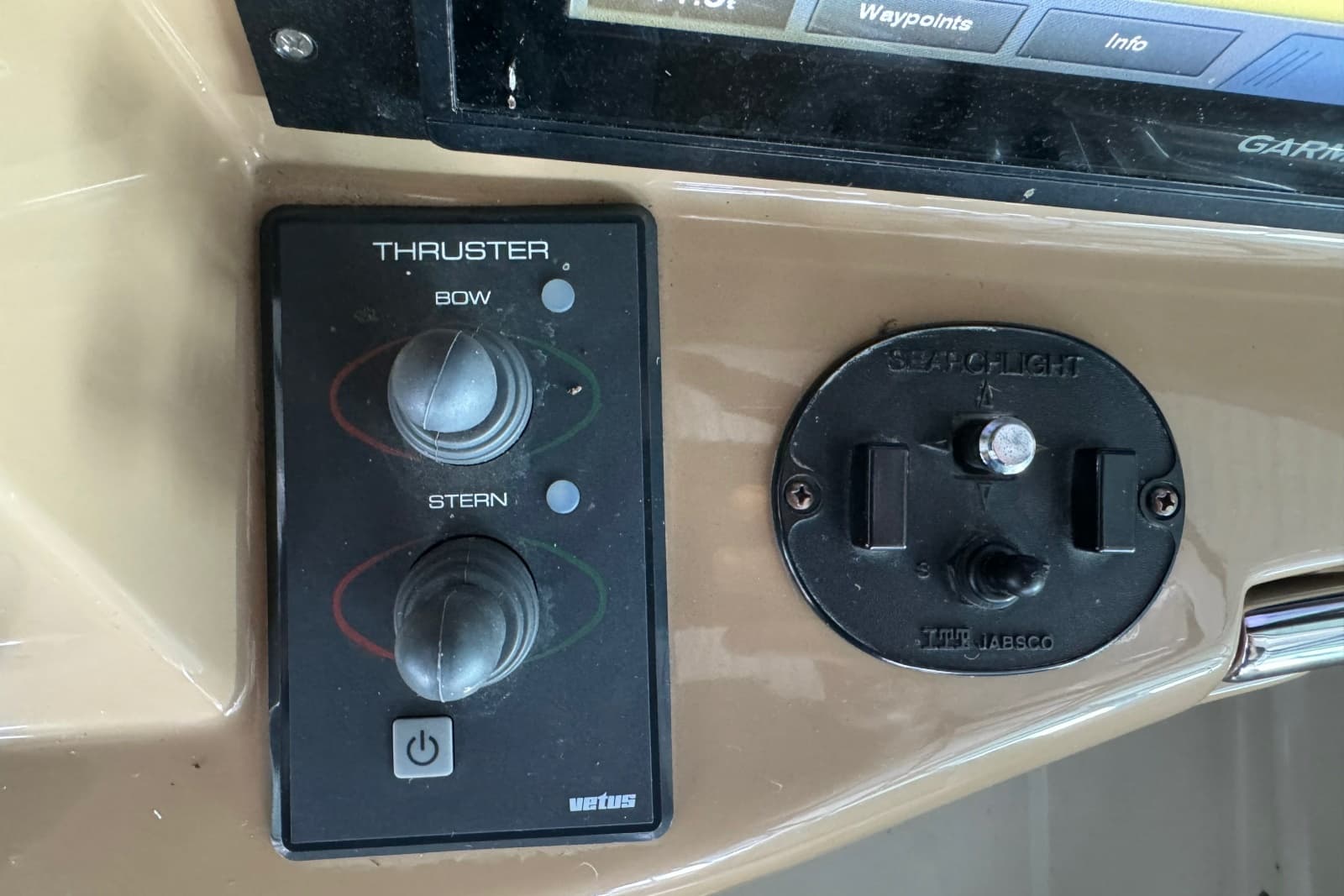 2004 Carver 466 Motor Yacht - Photo 40