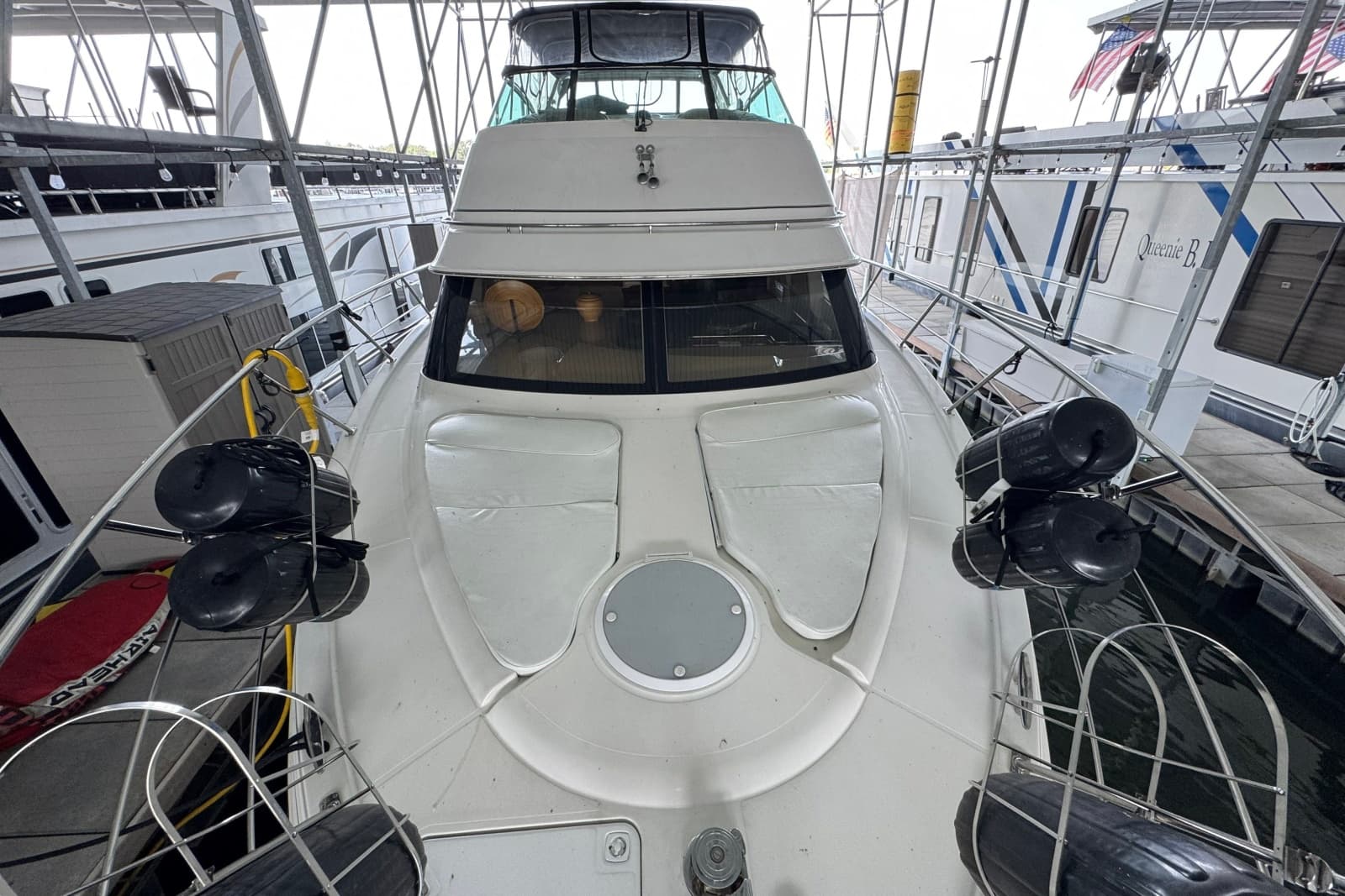 2004 Carver 466 Motor Yacht - Photo 52