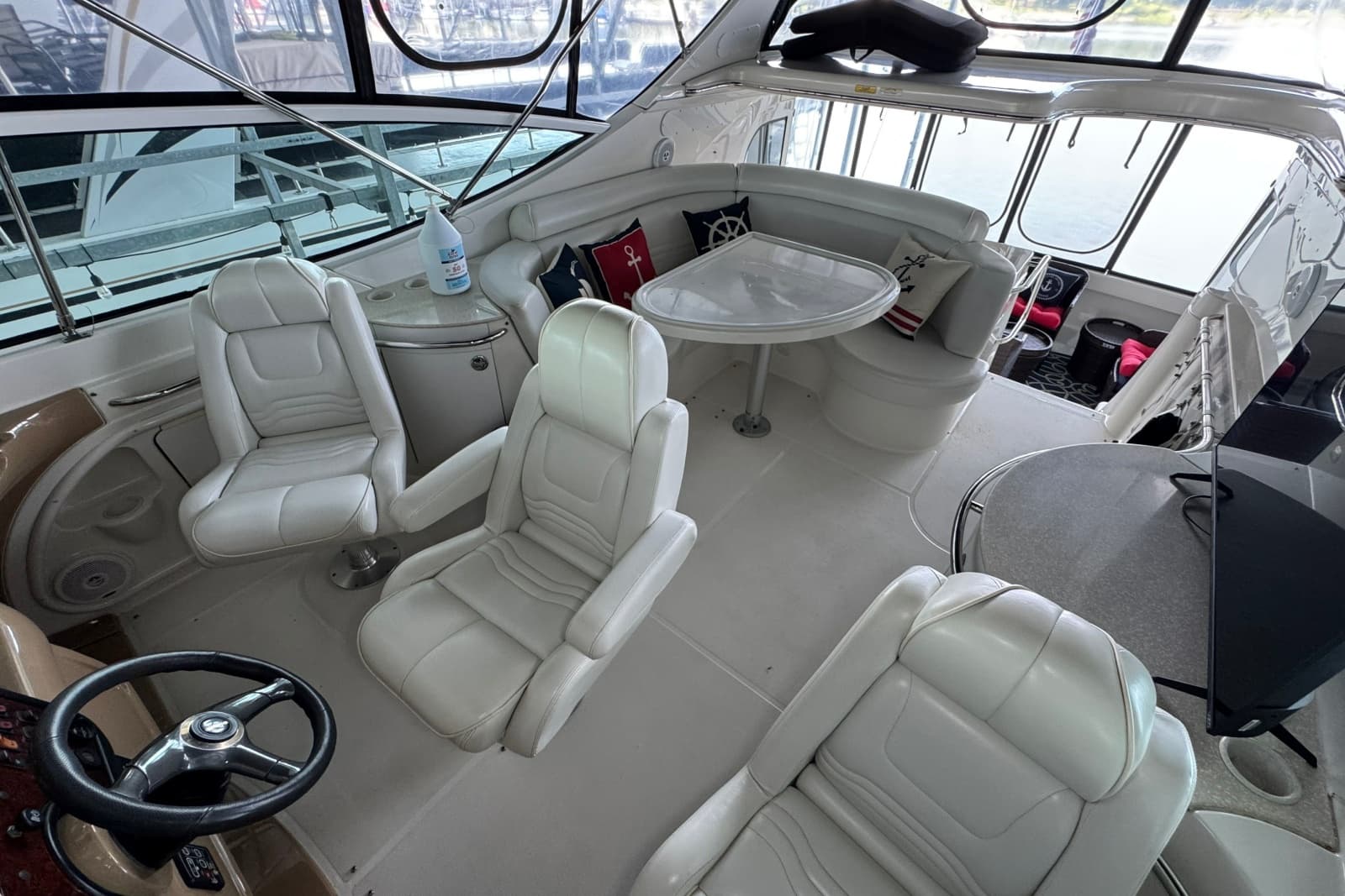 2004 Carver 466 Motor Yacht - Photo 42