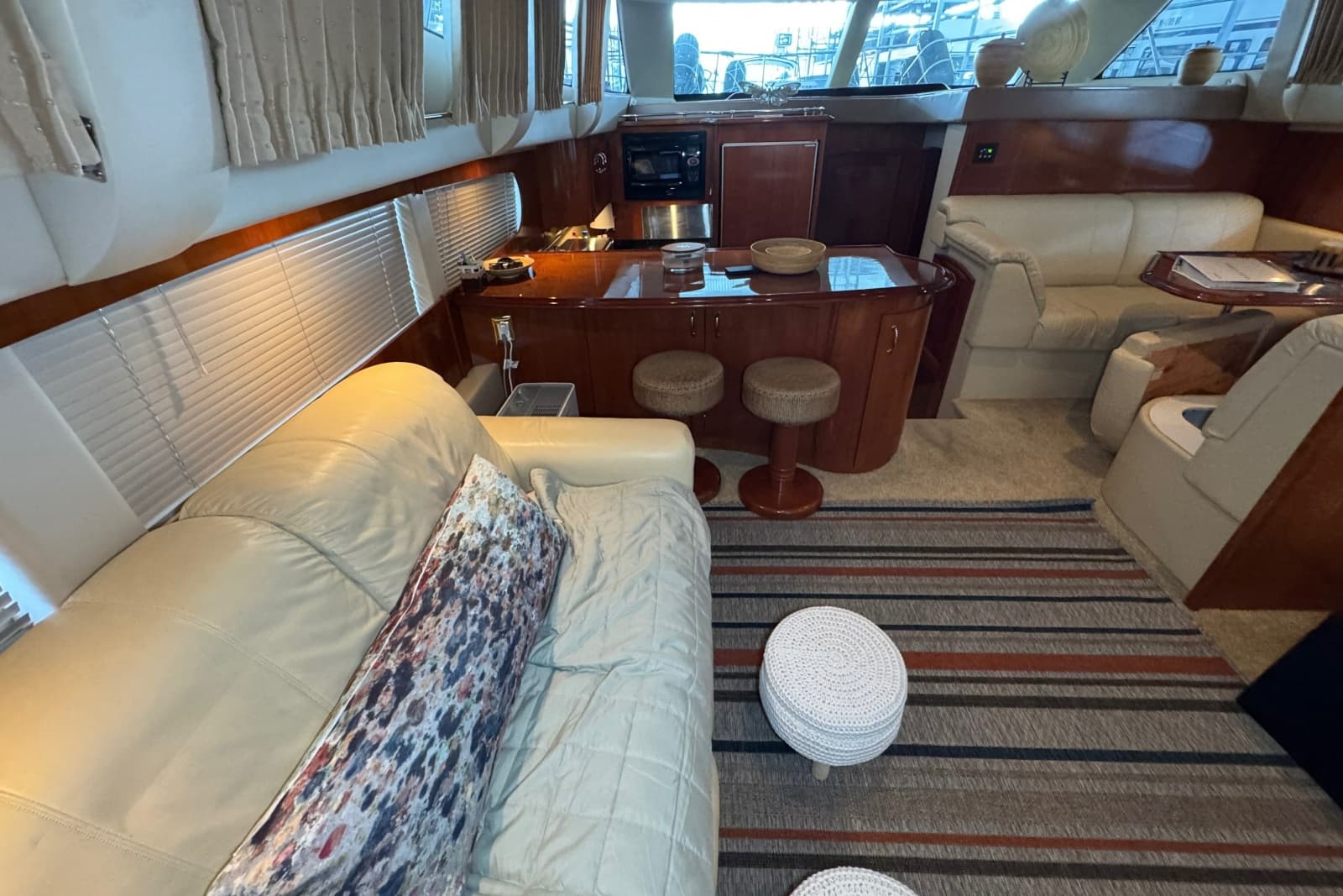 2004 Carver 466 Motor Yacht - Photo 65