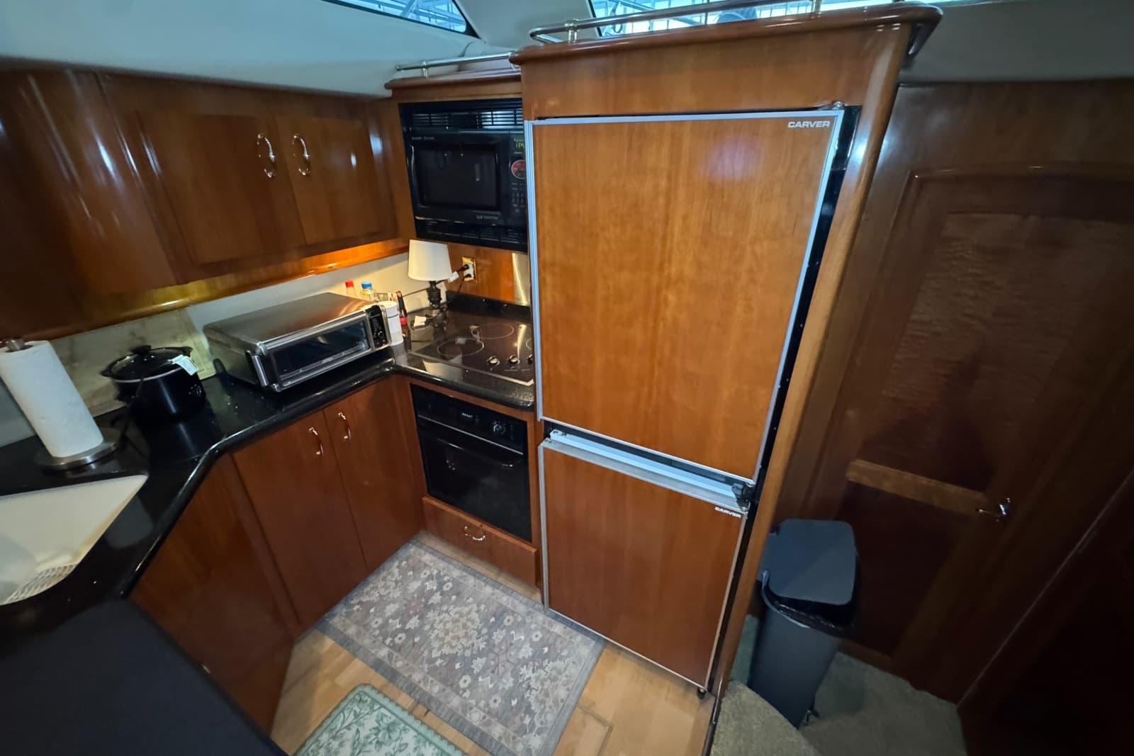 2004 Carver 466 Motor Yacht - Photo 72
