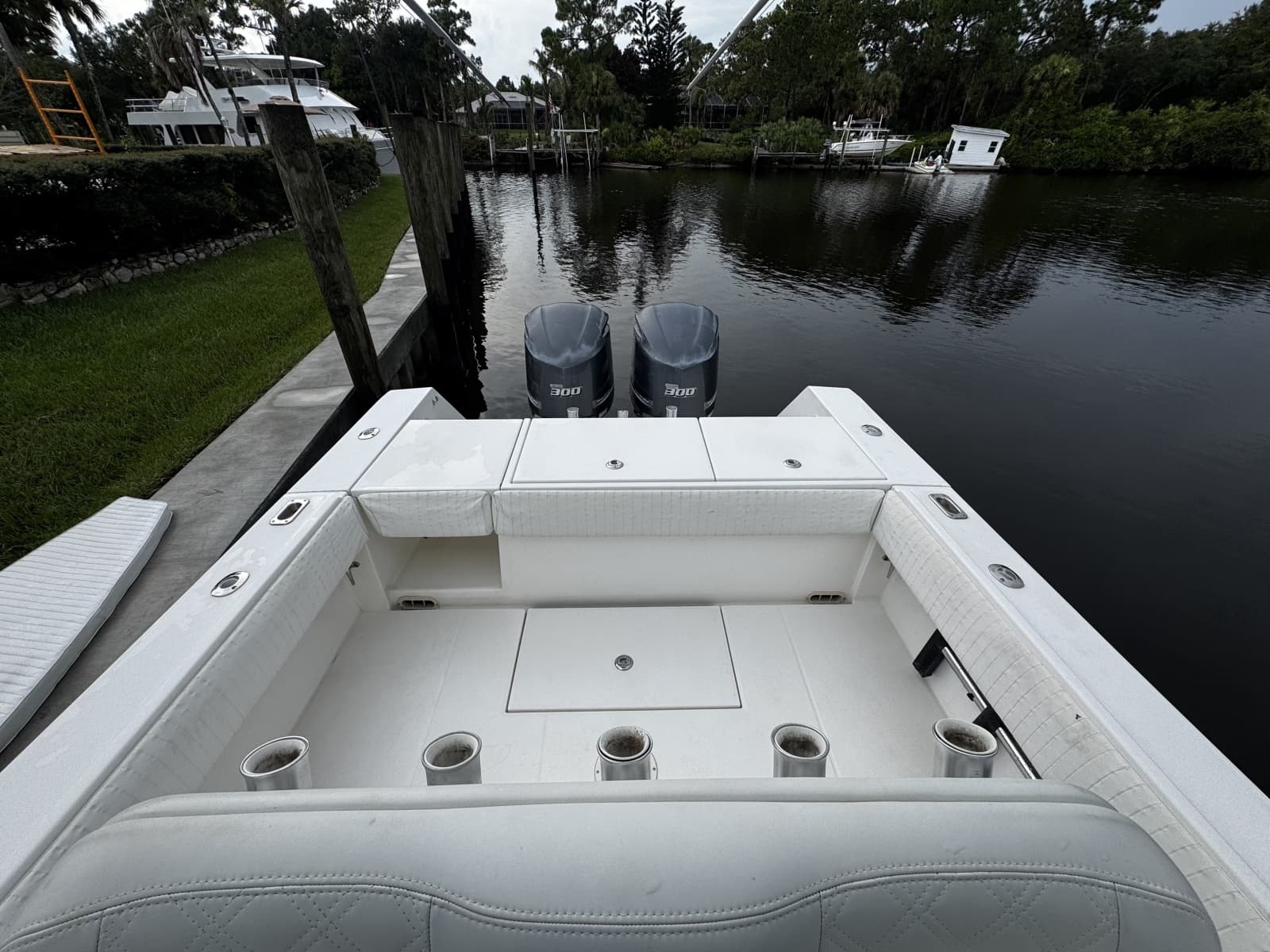 2006 Regulator 32FS - Photo 24