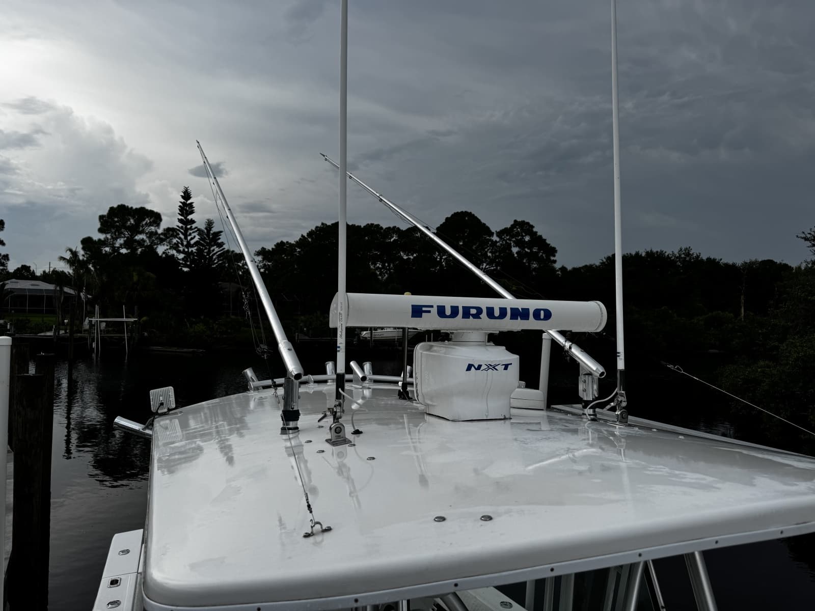 2006 Regulator 32FS - Photo 28