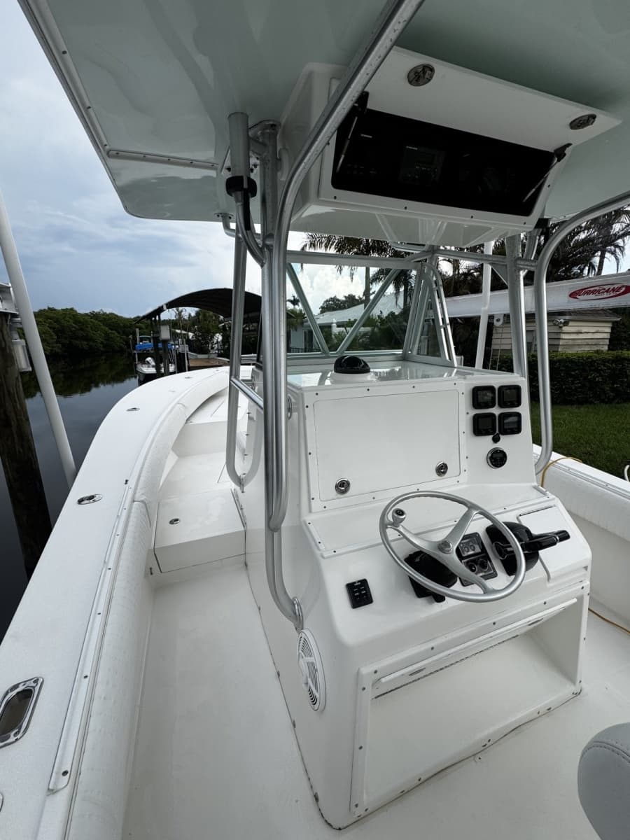 2006 Regulator 32FS - Photo 7