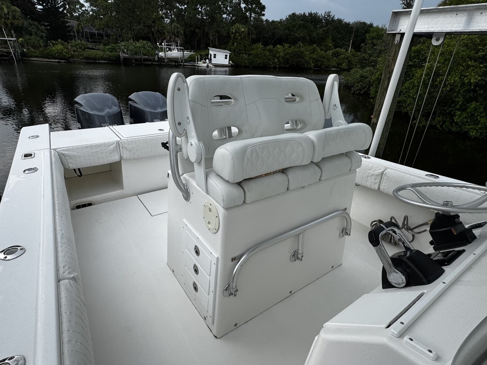 2006 Regulator 32FS - Photo 20
