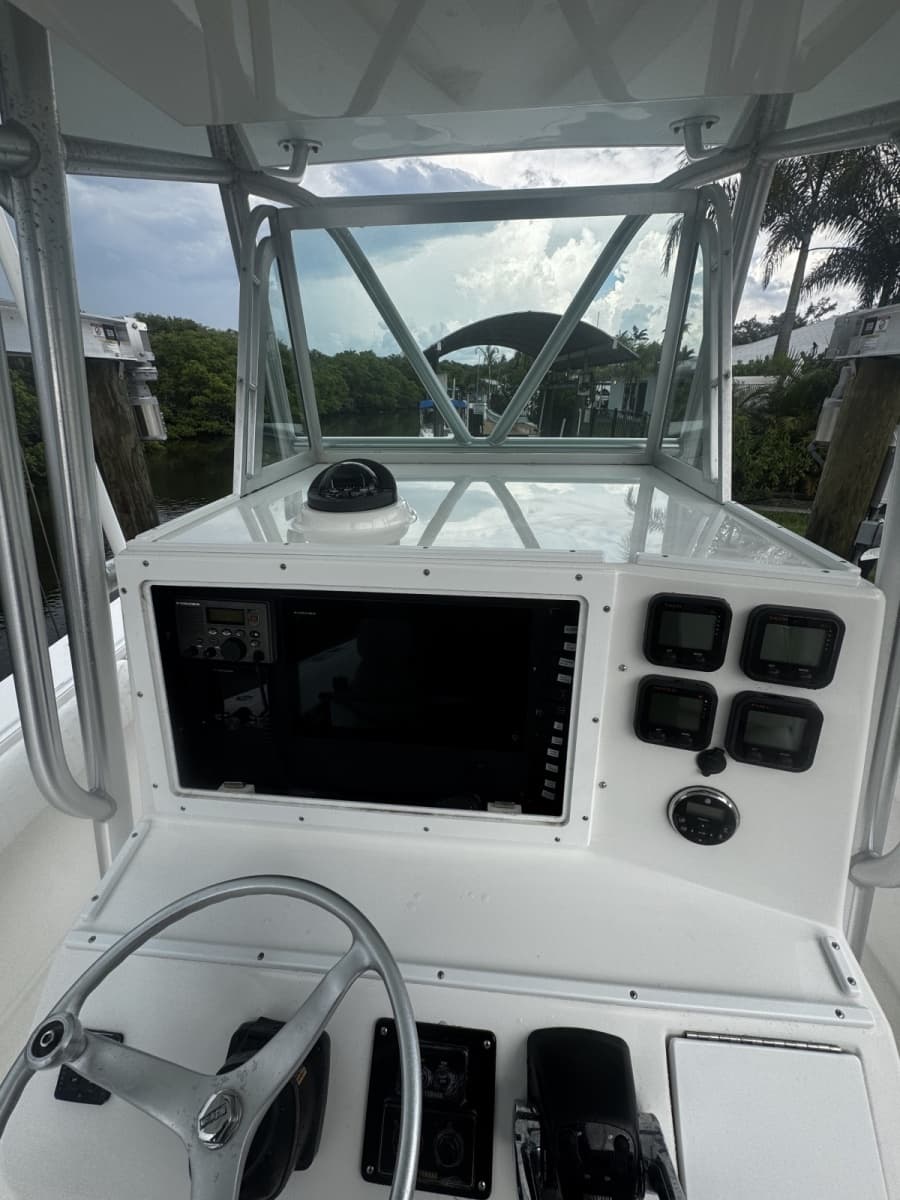 2006 Regulator 32FS - Photo 5