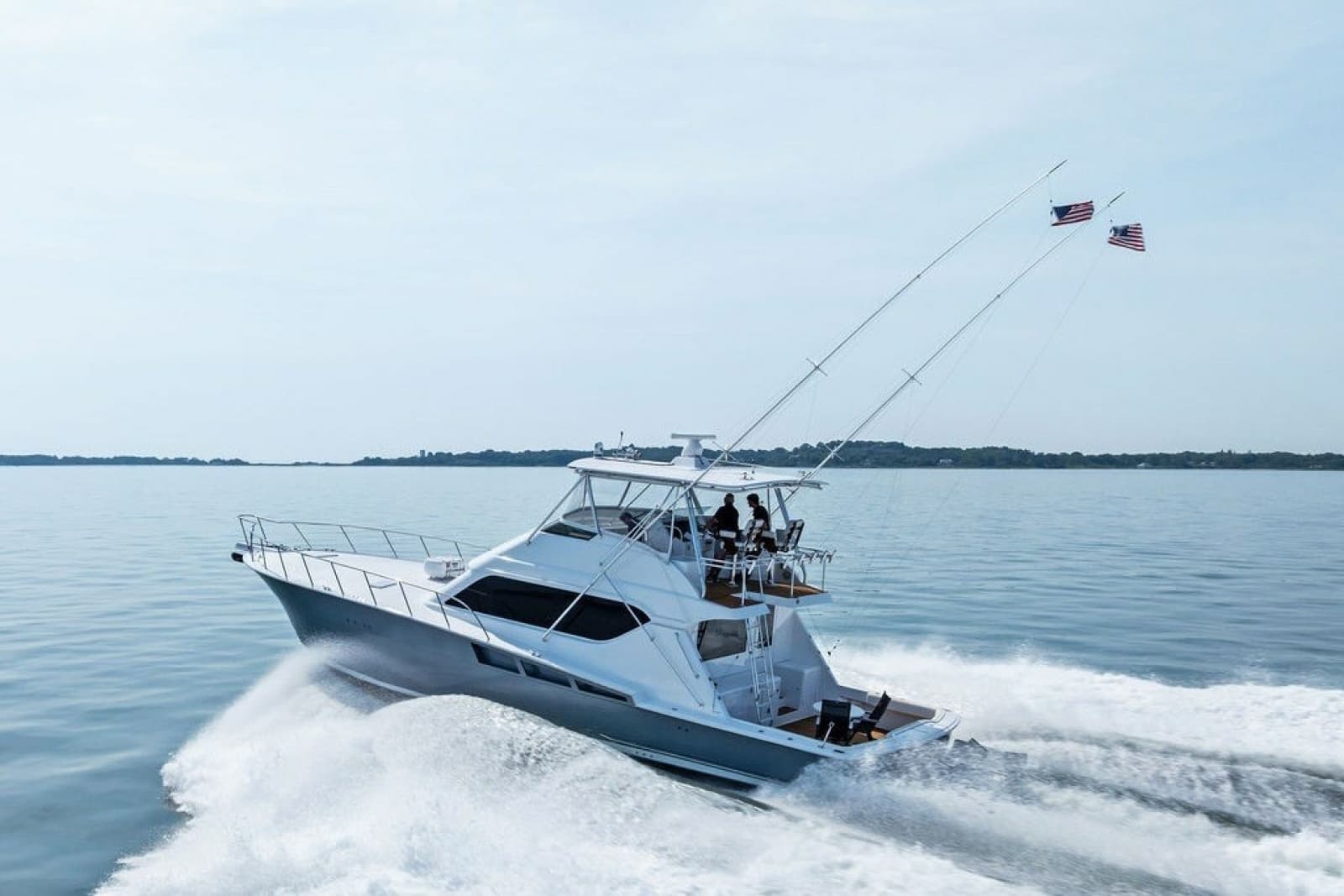 1999 Hatteras 60 Convertible - Photo 14