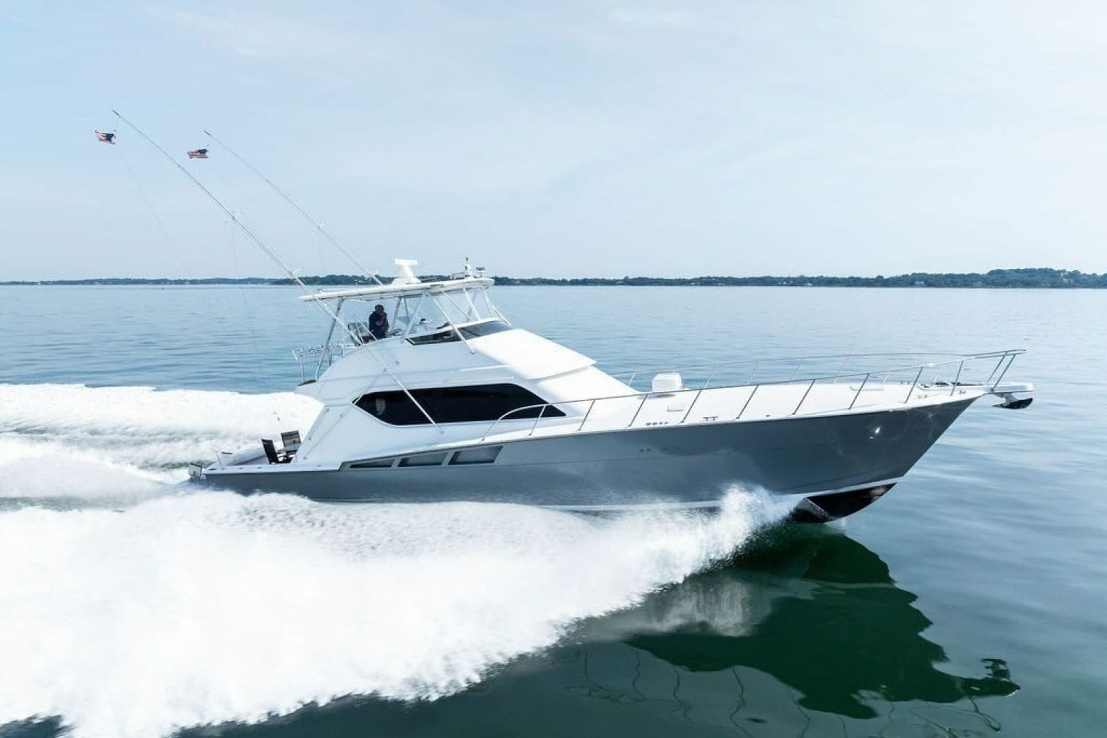 1999 Hatteras 60 Convertible - Photo 11