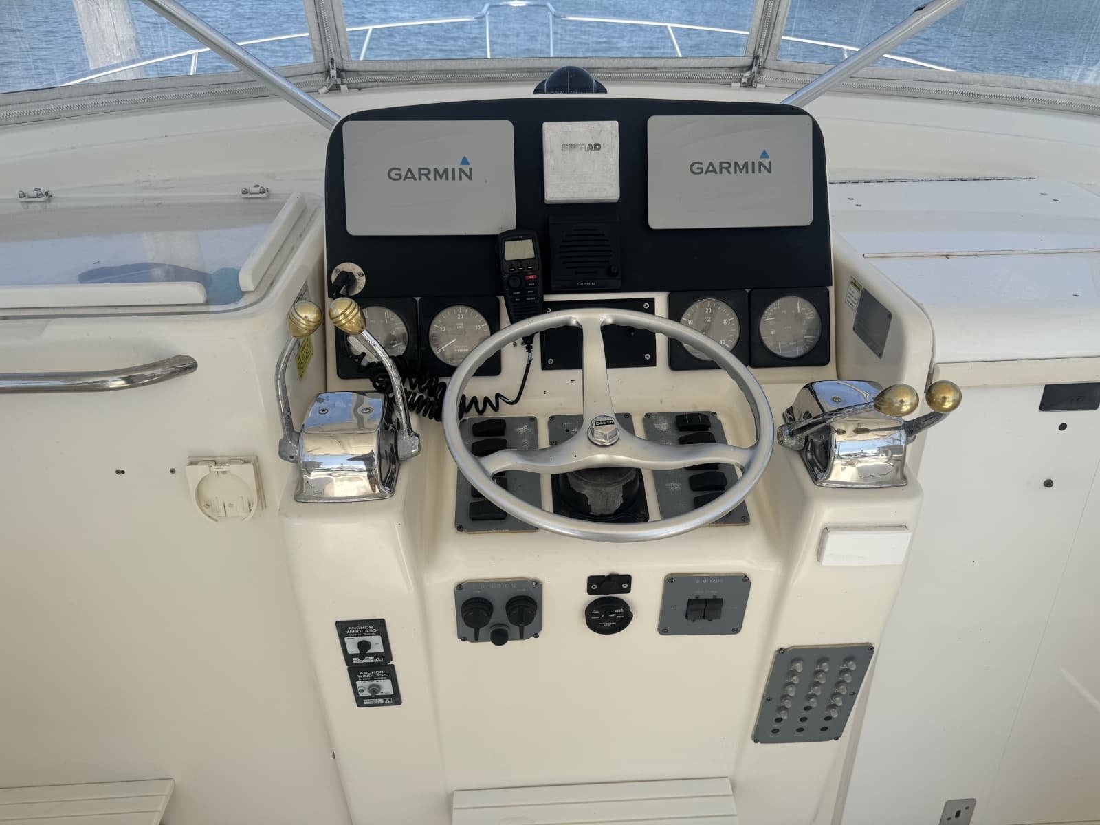 1996 Pursuit 3000 Offshore Express - Photo 13