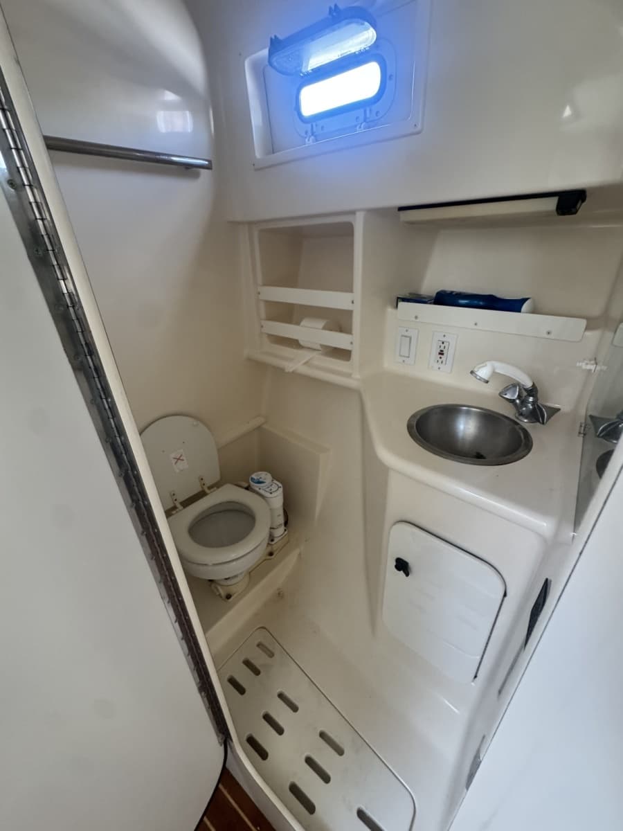 1996 Pursuit 3000 Offshore Express - Photo 20