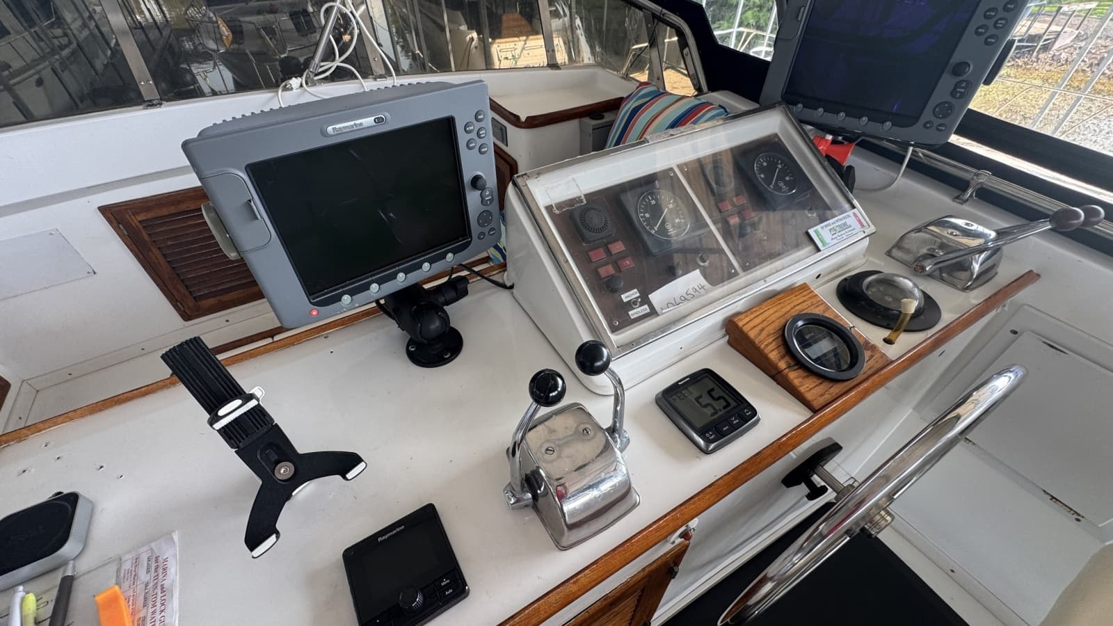 1985 Jefferson 48 Cockpit Motoryacht - Photo 18