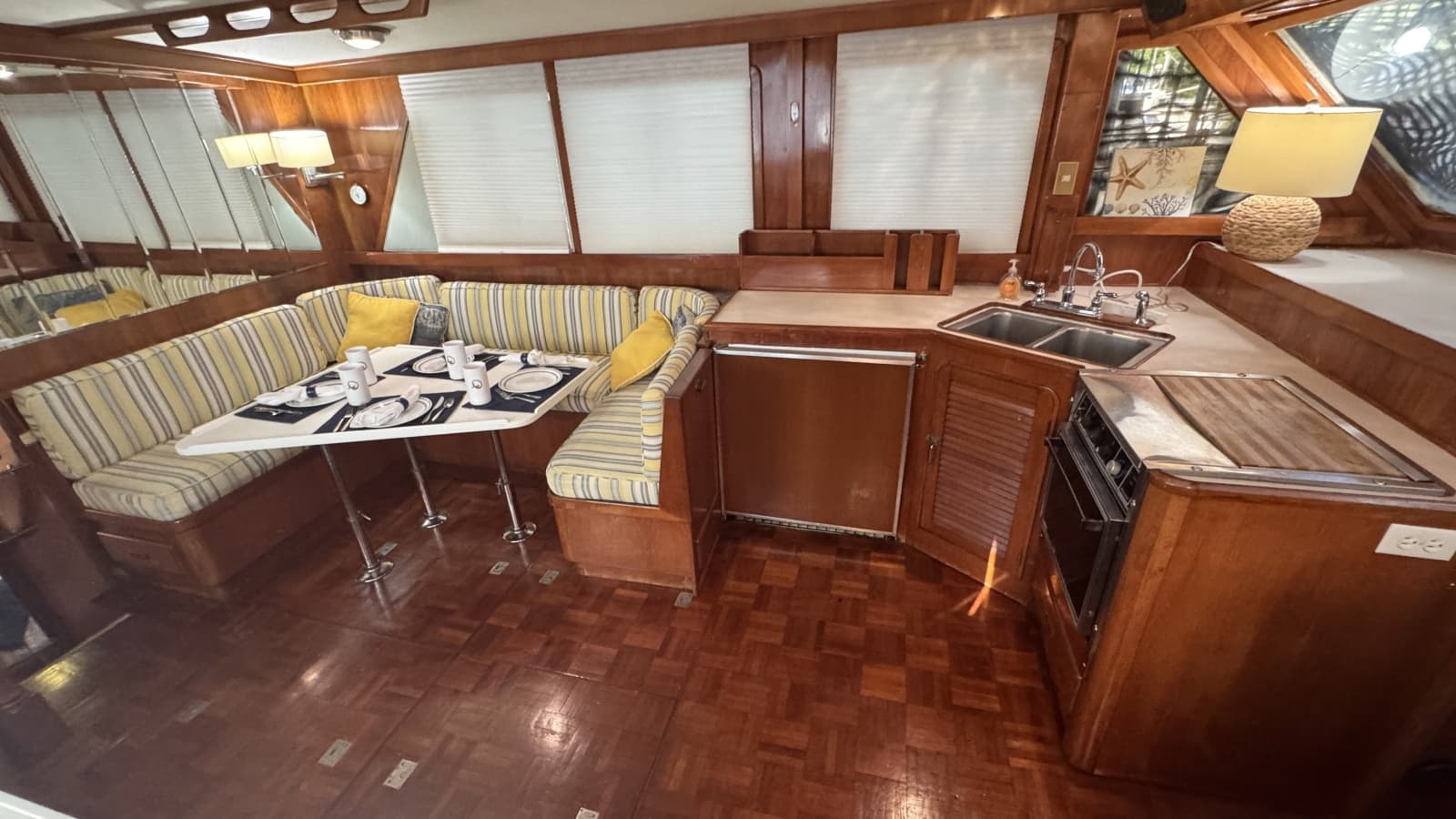 1985 Jefferson 48 Cockpit Motoryacht - Photo 31