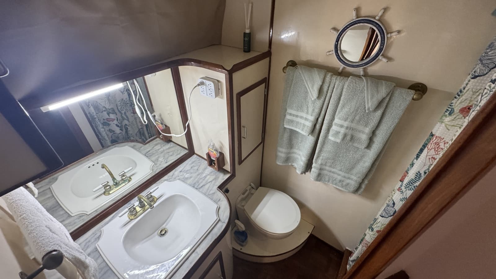 1985 Jefferson 48 Cockpit Motoryacht - Photo 54