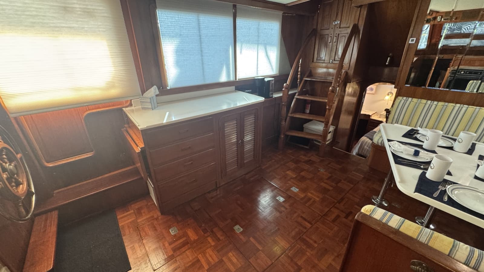 1985 Jefferson 48 Cockpit Motoryacht - Photo 37