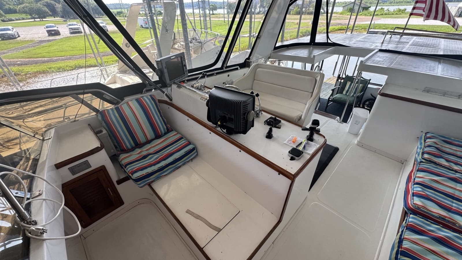 1985 Jefferson 48 Cockpit Motoryacht - Photo 25