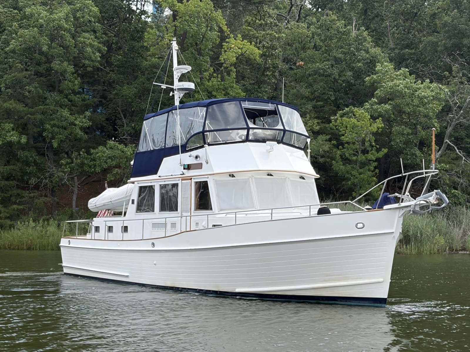 2004 Grand Banks 46 Classic - Photo 2