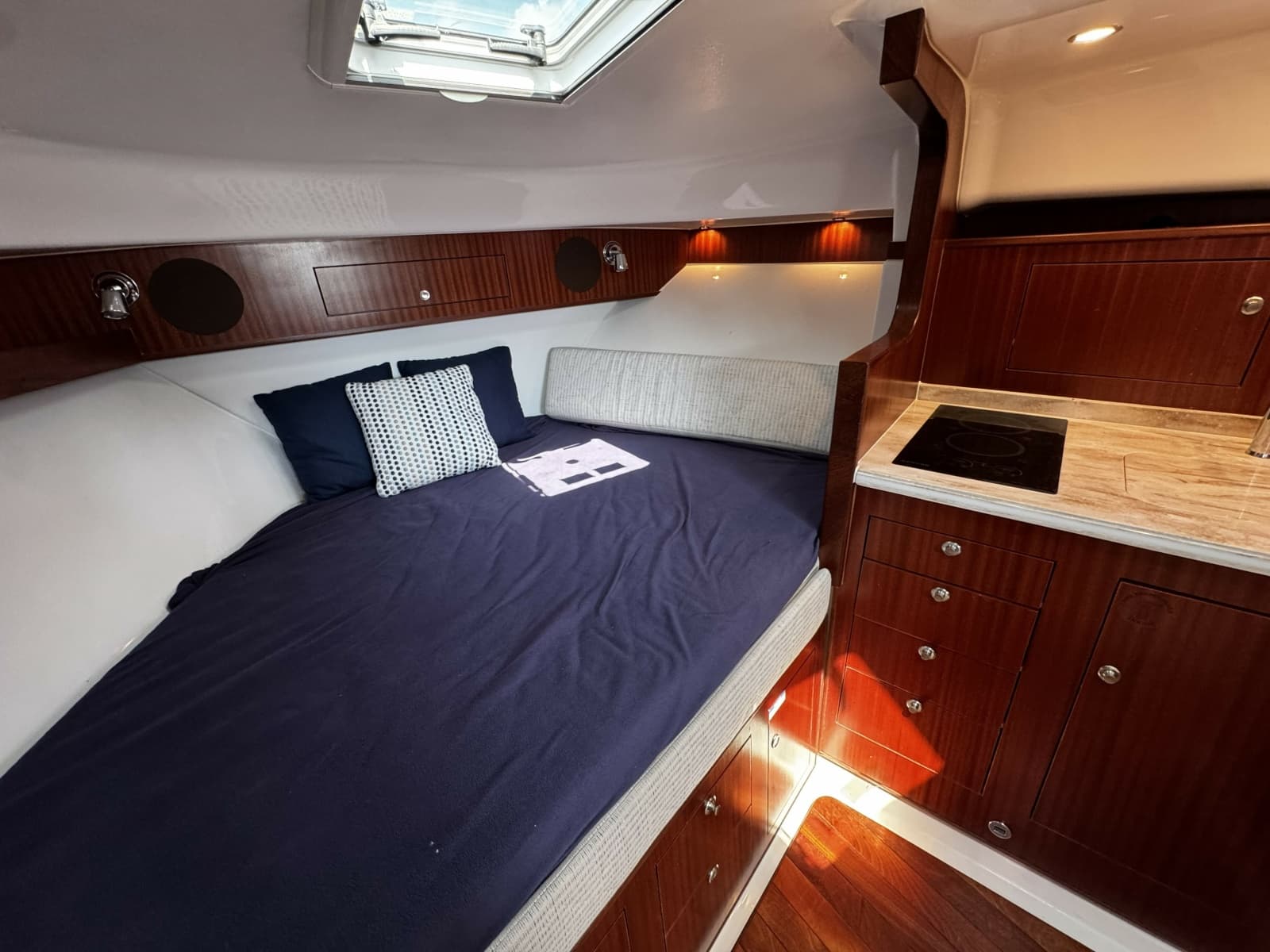 2022 Pursuit OS 385 Offshore - Photo 19