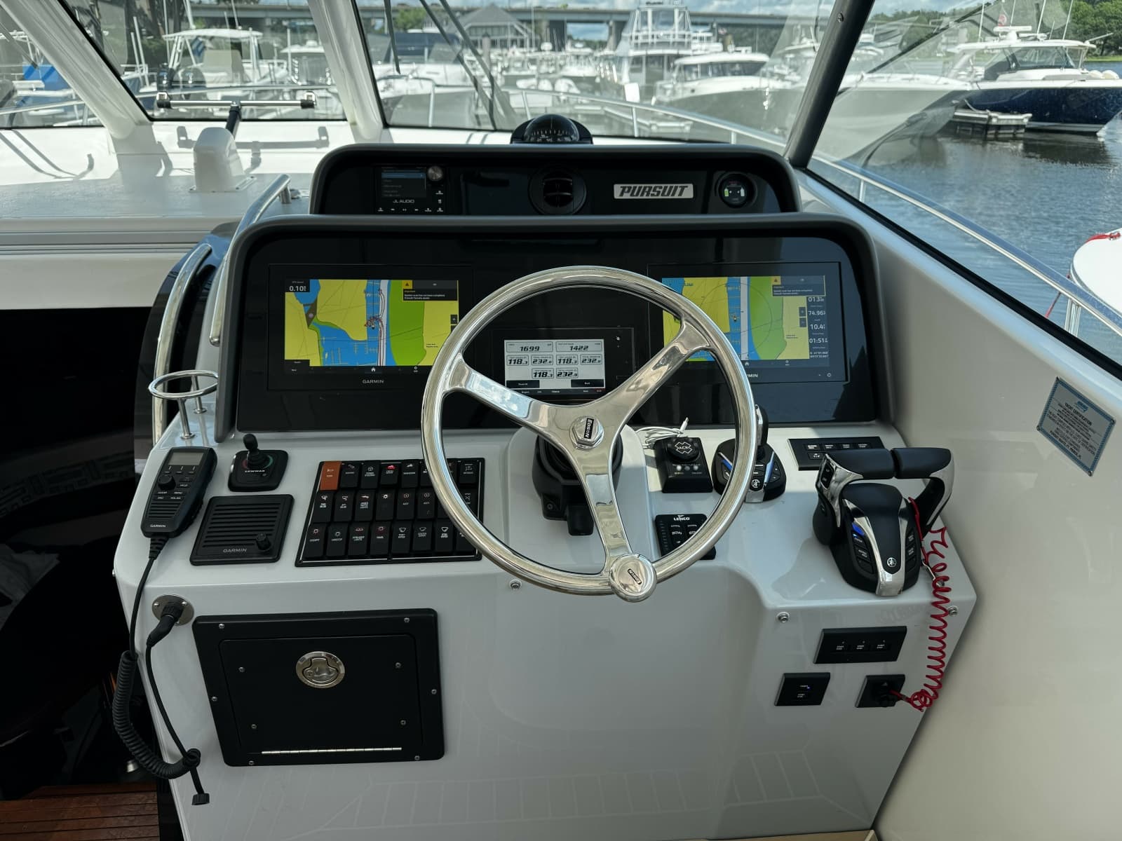 2022 Pursuit OS 385 Offshore - Photo 15