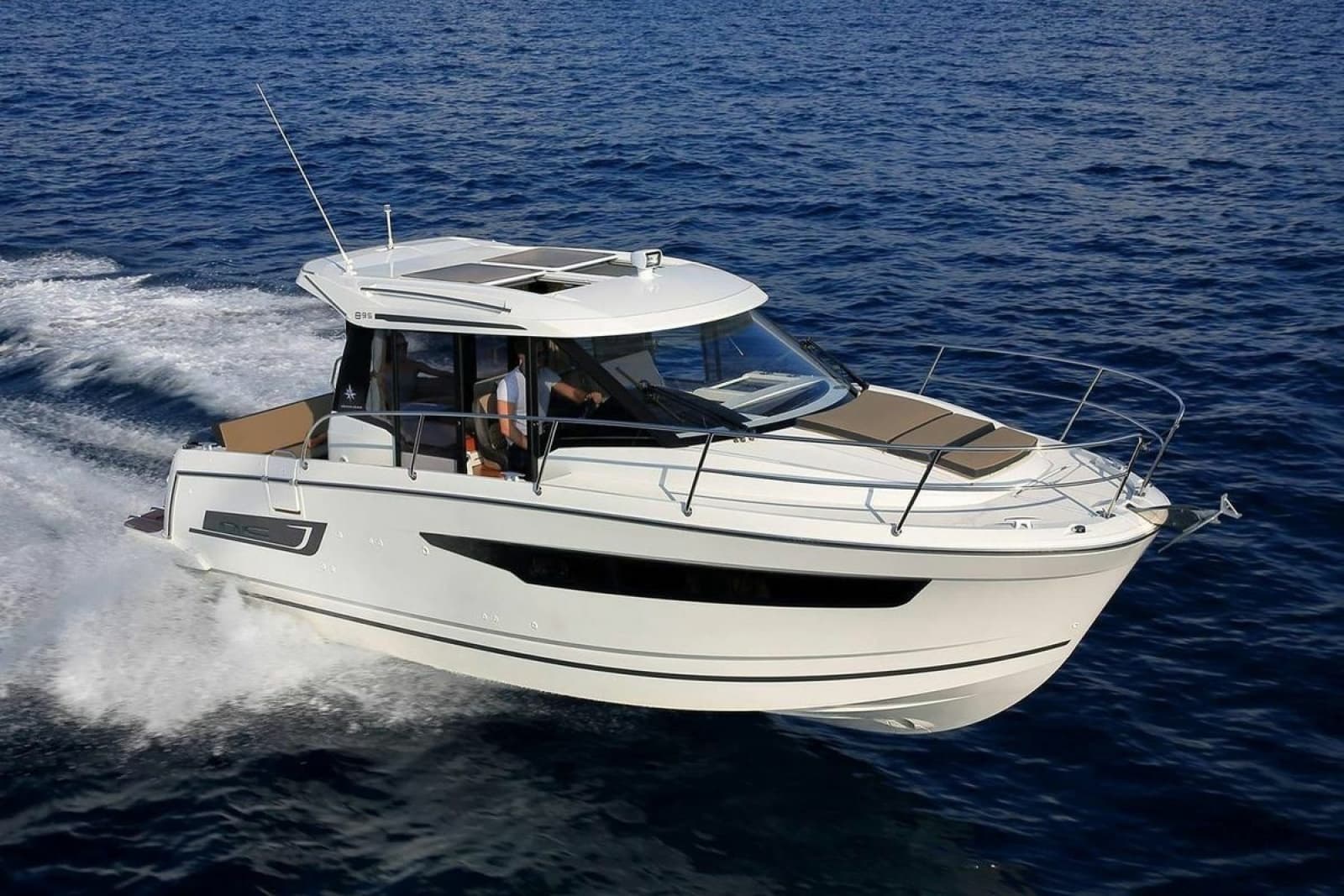 2024 Jeanneau NC WEEKENDER 895 - Photo 2