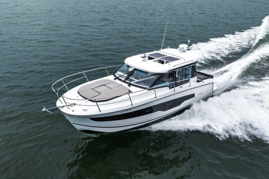 2023 Jeanneau NC 1095 Weekender - Photo 1