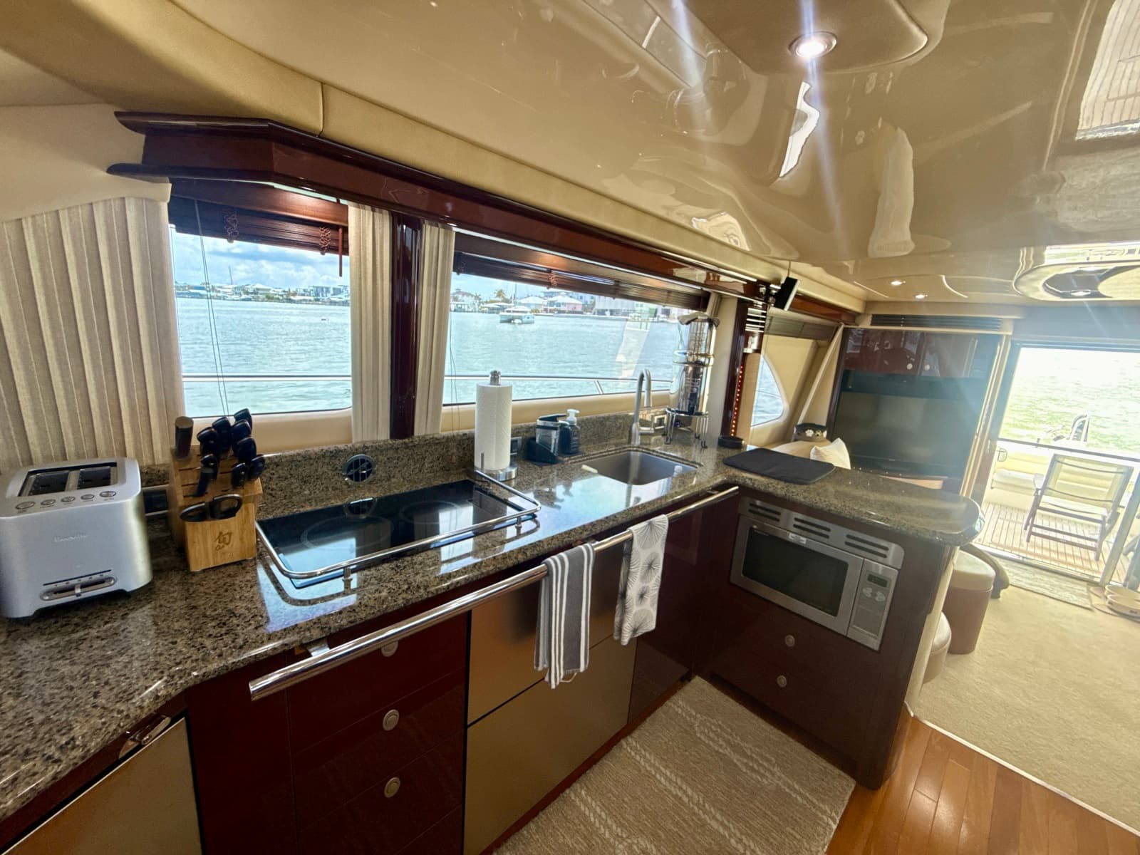 2007 Sea Ray 58 SEDAN BRIDGE - Photo 14