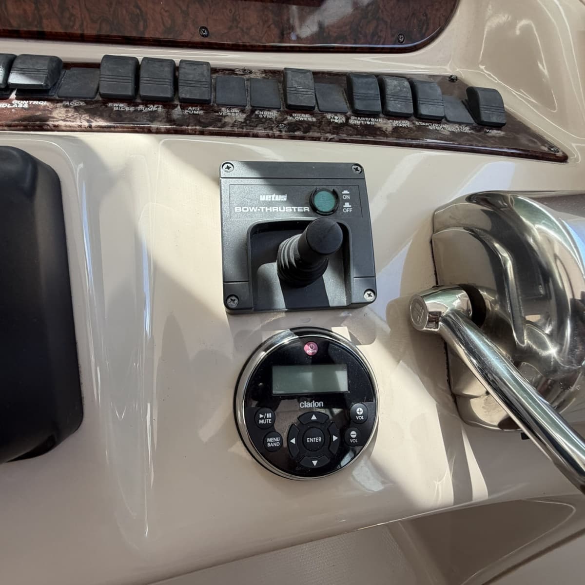 2002 Sea Ray 480 Motor Yacht - Photo 26
