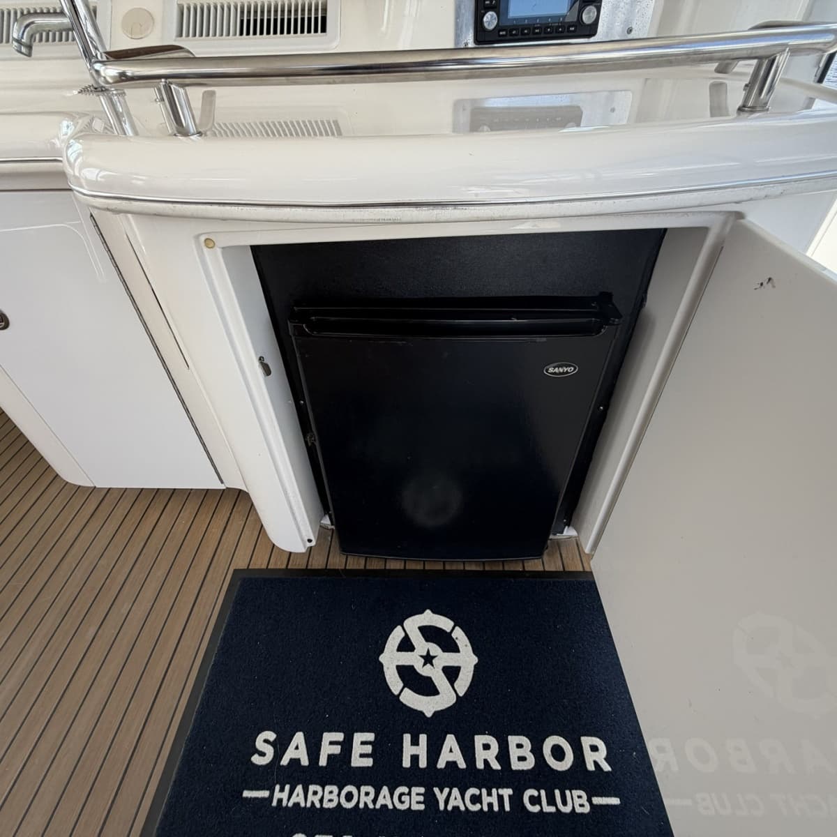2002 Sea Ray 480 Motor Yacht - Photo 13