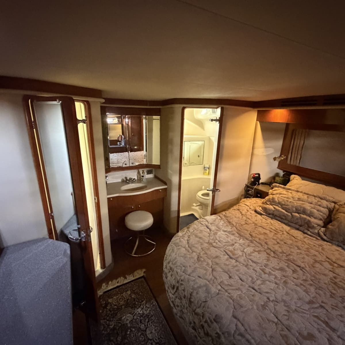 2002 Sea Ray 480 Motor Yacht - Photo 66
