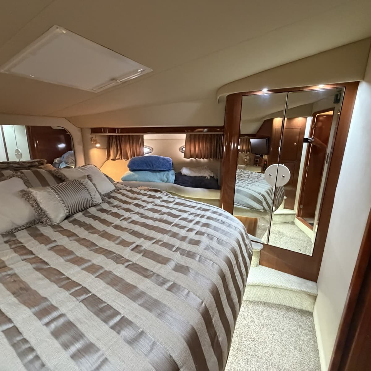 2002 Sea Ray 480 Motor Yacht - Photo 57