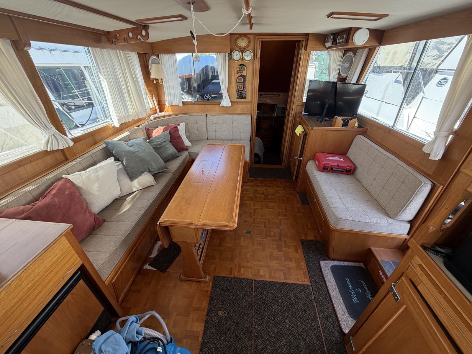 1988 Grand Banks 42 Classic - Photo 15