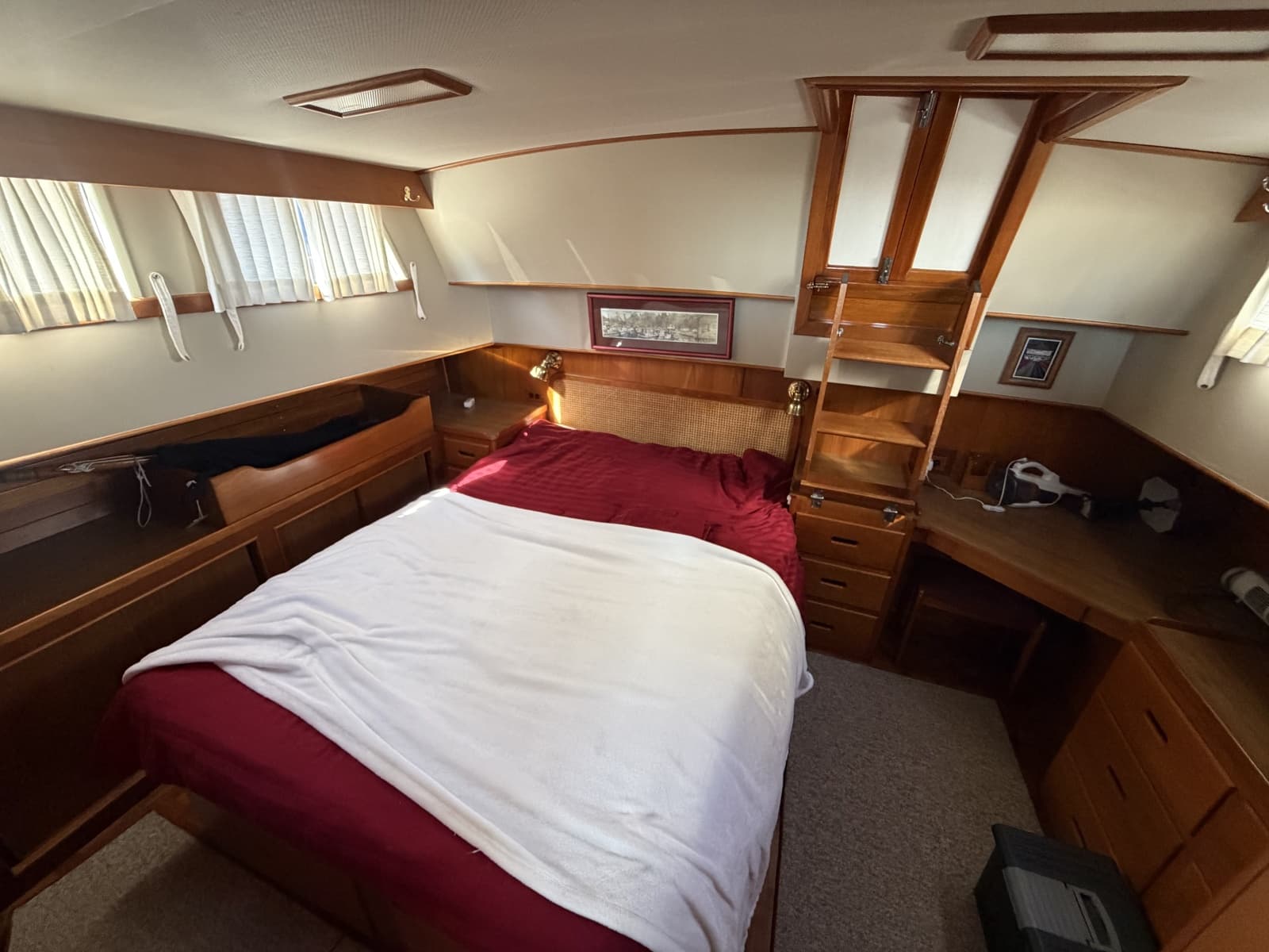 1988 Grand Banks 42 Classic - Photo 18