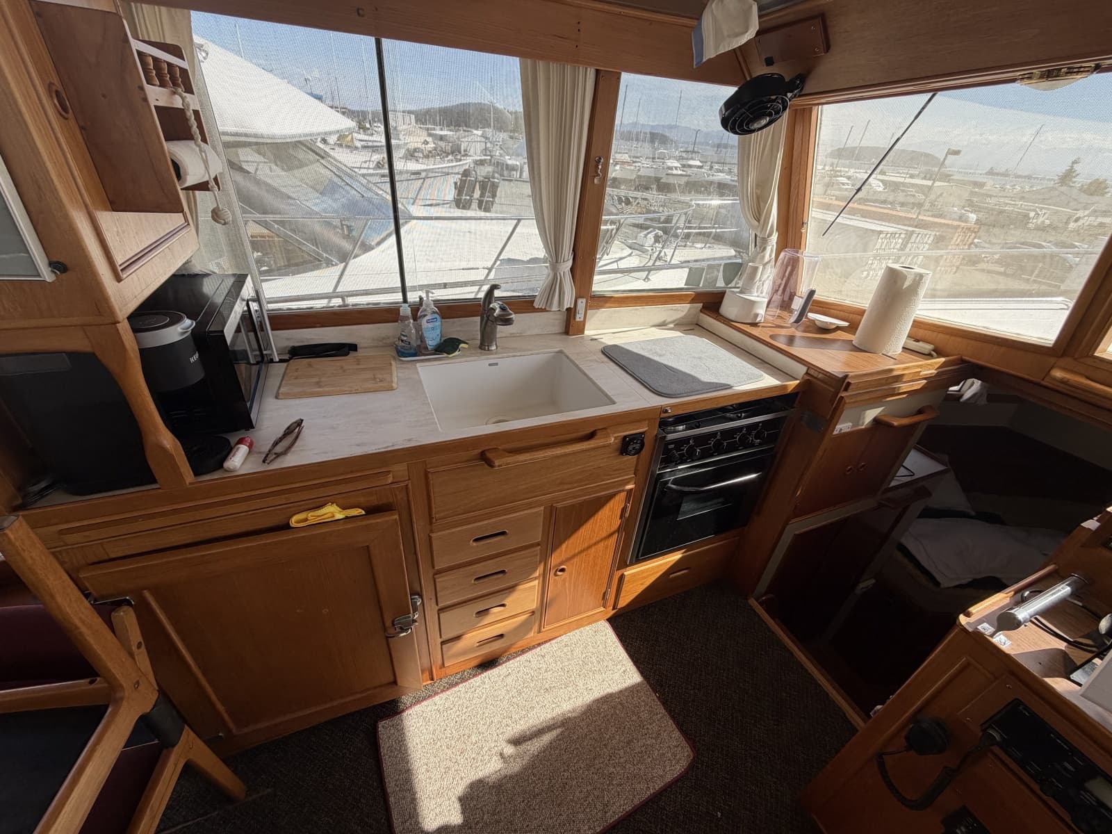 1988 Grand Banks 42 Classic - Photo 19