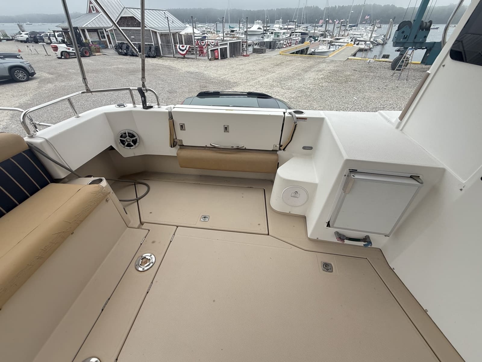 2013 Ranger Tugs R-31 S - Photo 6