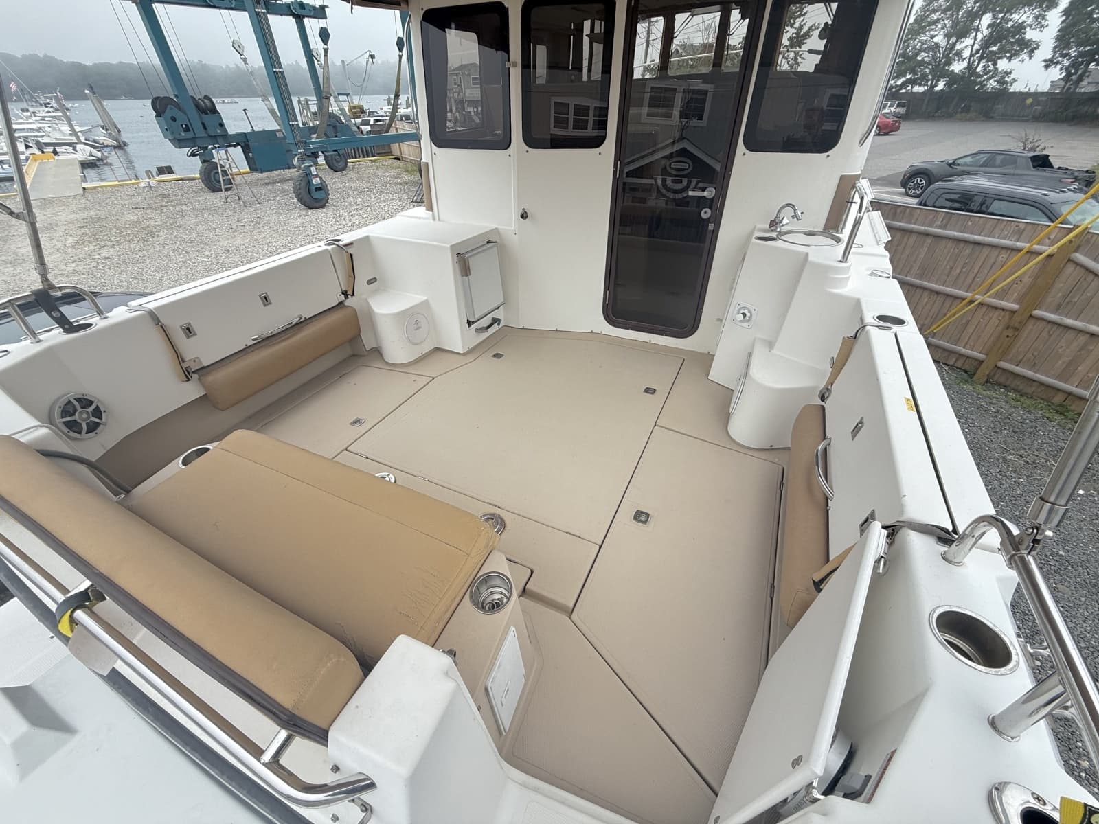 2013 Ranger Tugs R-31 S - Photo 4