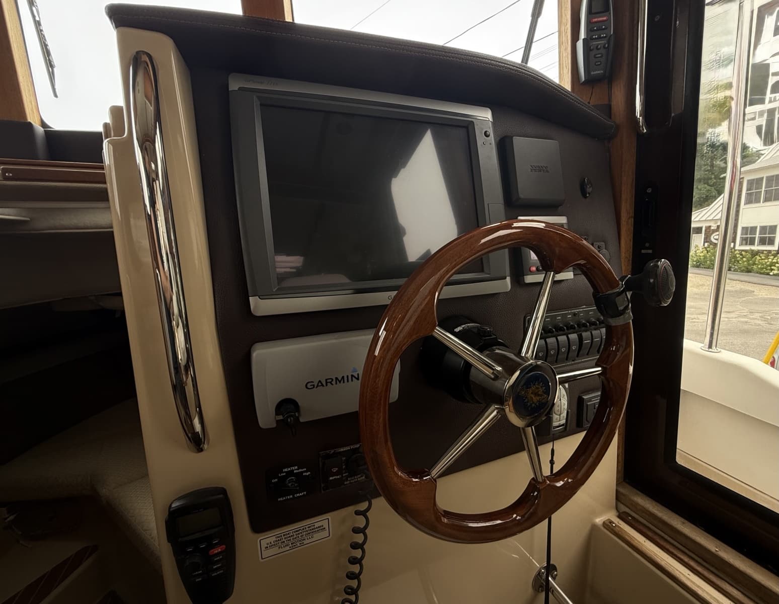 2013 Ranger Tugs R-31 S - Photo 30